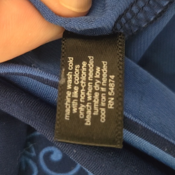 Limited sz L halter top - Picture 6 of 7